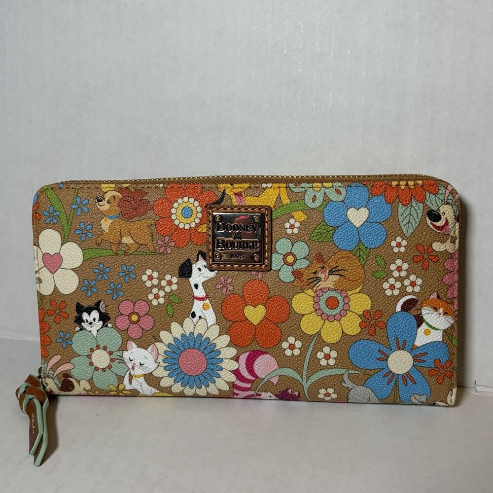 Disney Dooney & Bourke Pets Wristlet Wallet